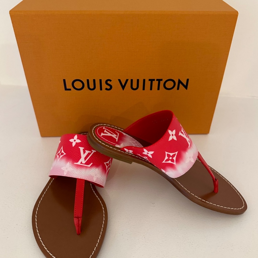 New Louis Vuitton Red Monogram Escale Canvas Palma Thong Flats Size 36